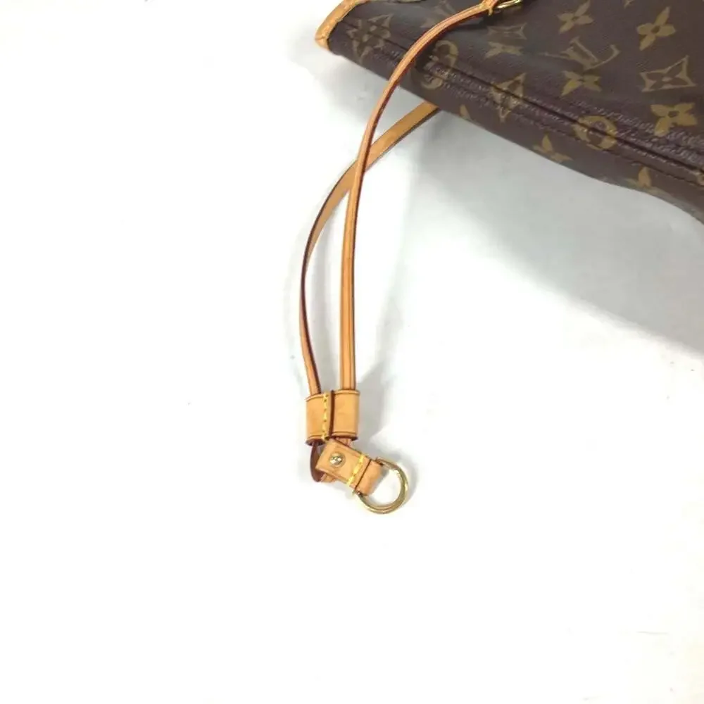 LOUIS VUITTON Brown Monogram Canvas Neverfull MM Shoulder Bag
